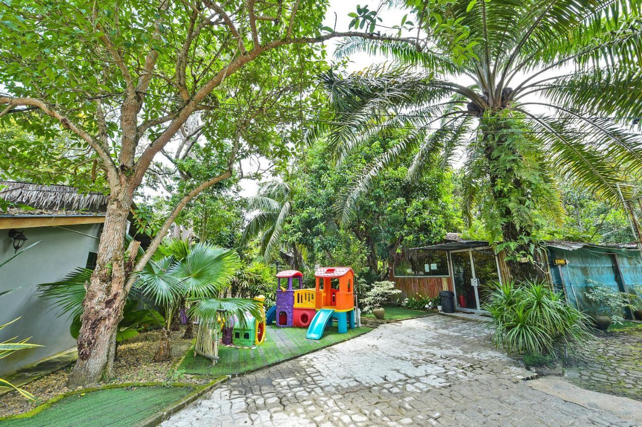 Oyo 90636 Teratak Zakiah Chalet 而连突 外观 照片